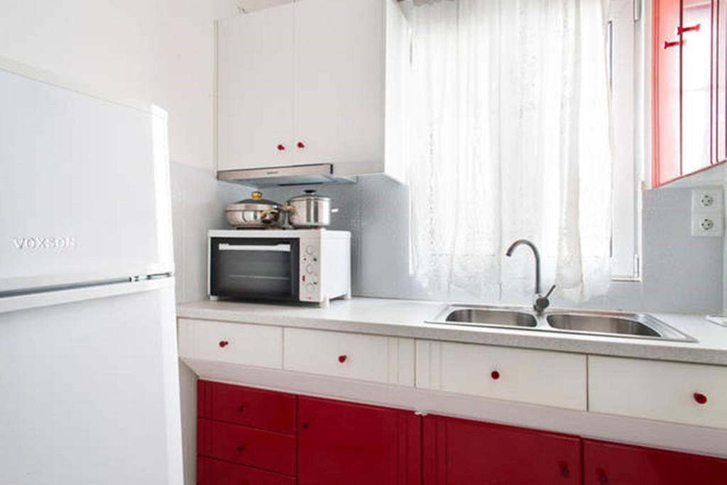Wavedance Accommodation Salamis Buitenkant foto