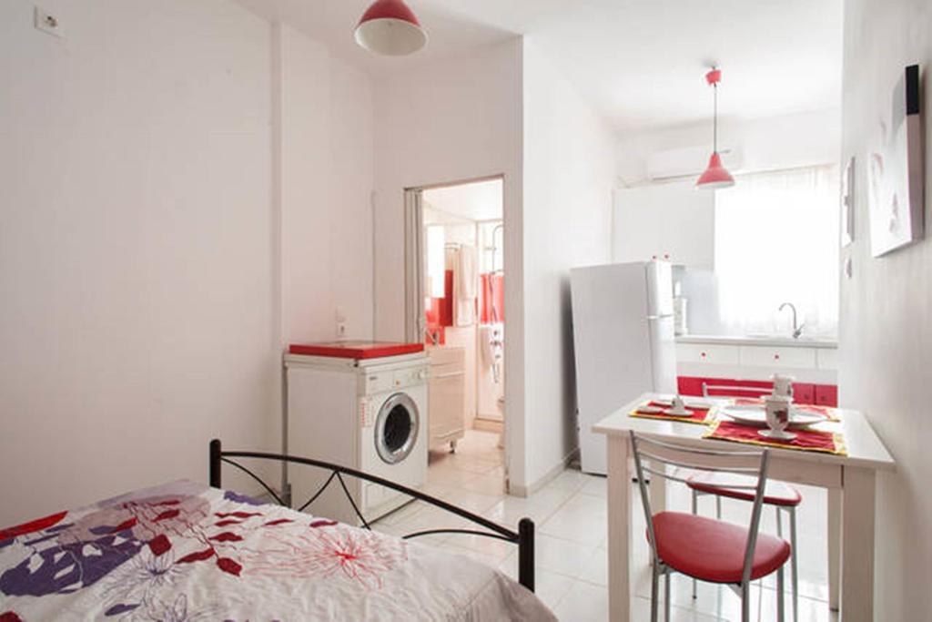 Wavedance Accommodation Salamis Buitenkant foto