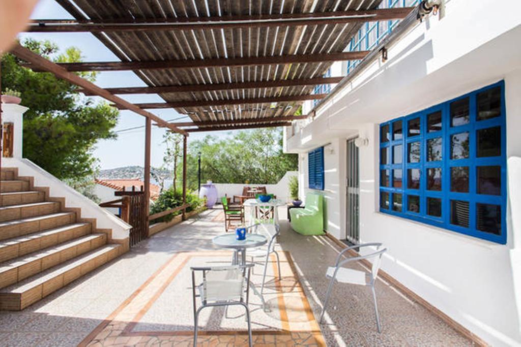 Wavedance Accommodation Salamis Buitenkant foto