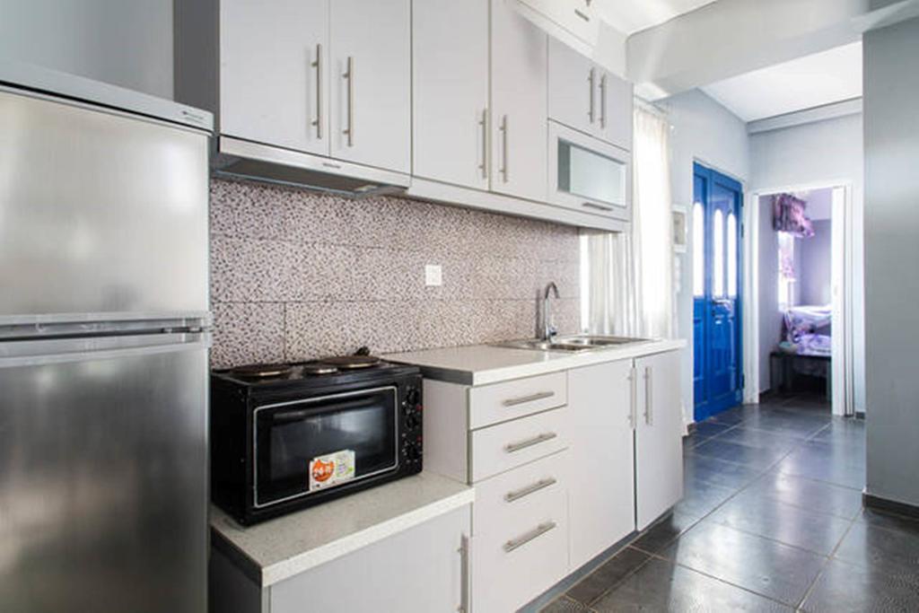 Wavedance Accommodation Salamis Buitenkant foto