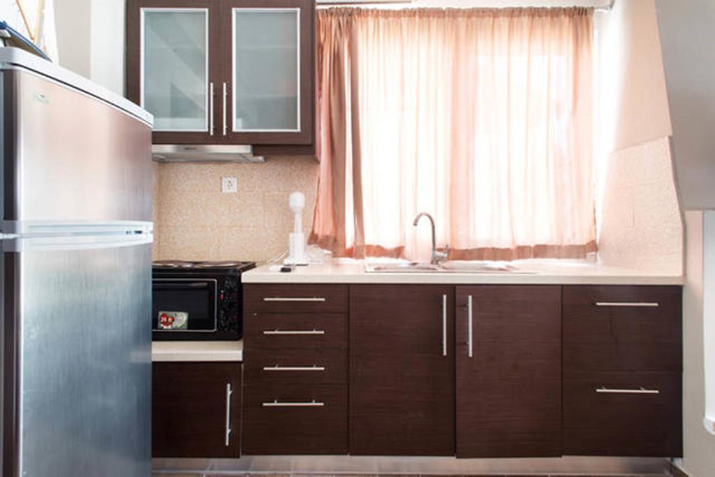 Wavedance Accommodation Salamis Buitenkant foto