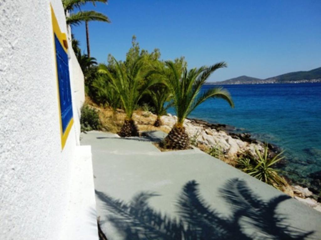Wavedance Accommodation Salamis Buitenkant foto